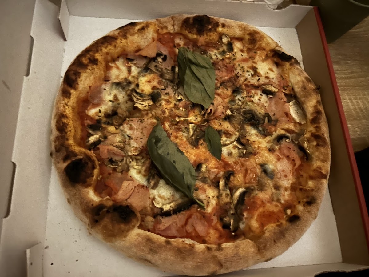 O' Flagrant Delice Pizza-4