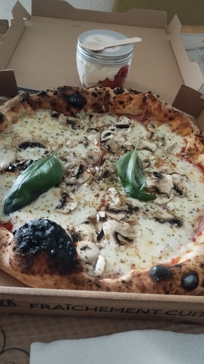 O' Flagrant Delice Pizza-6